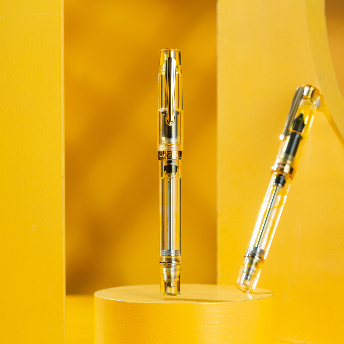 Nahvalur Original Plus Gold Ocellatus Fountain Pen Beauty Shot