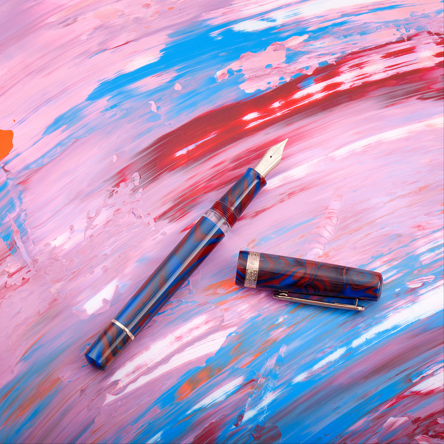 Nahvalur-Schuylkill-Dragonet-Sapphire-Limited-Edition-Fountain-Pen-Cap-Off-2
