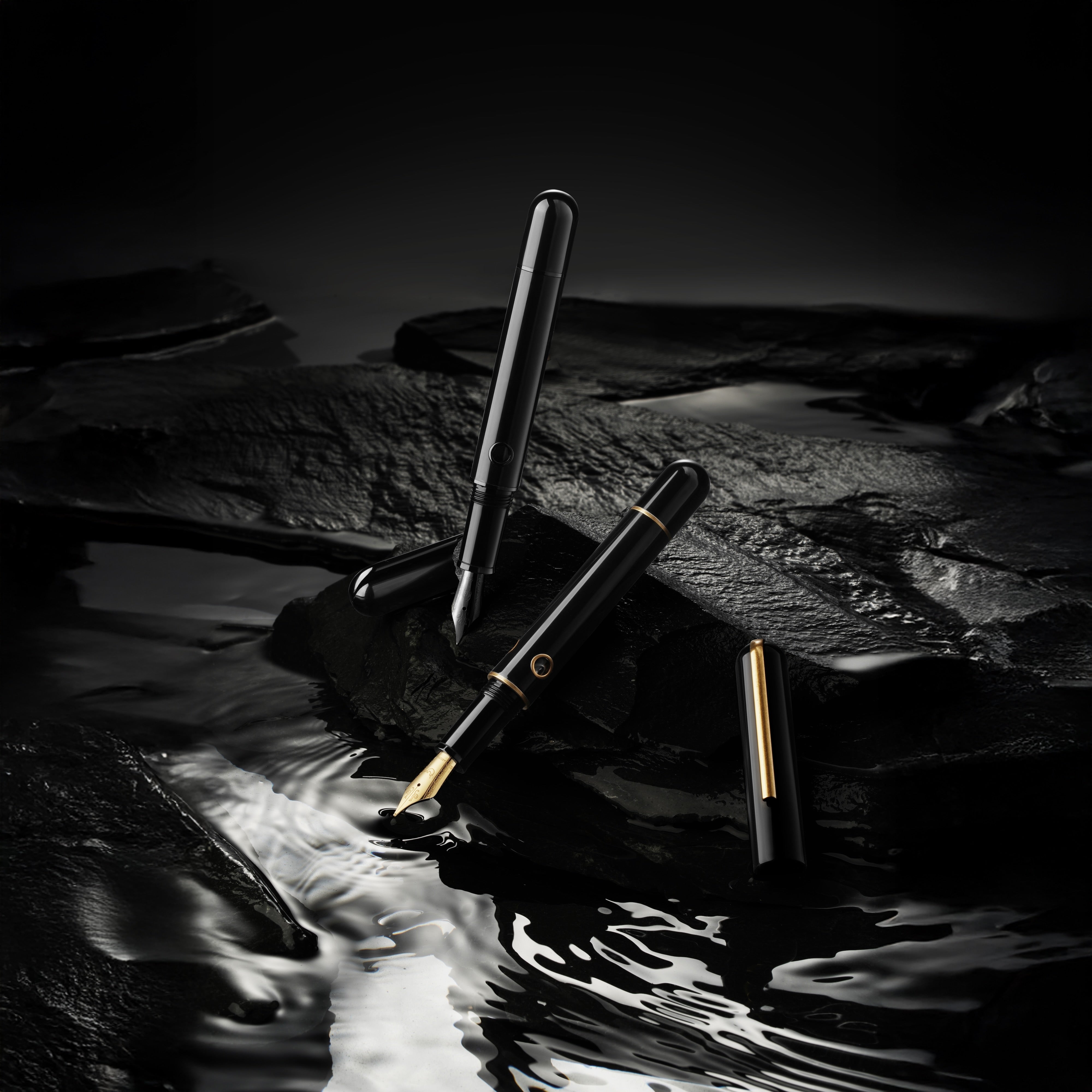 Nahvalur Nautilus Cephalopod Black Ebonite Fountain Pen