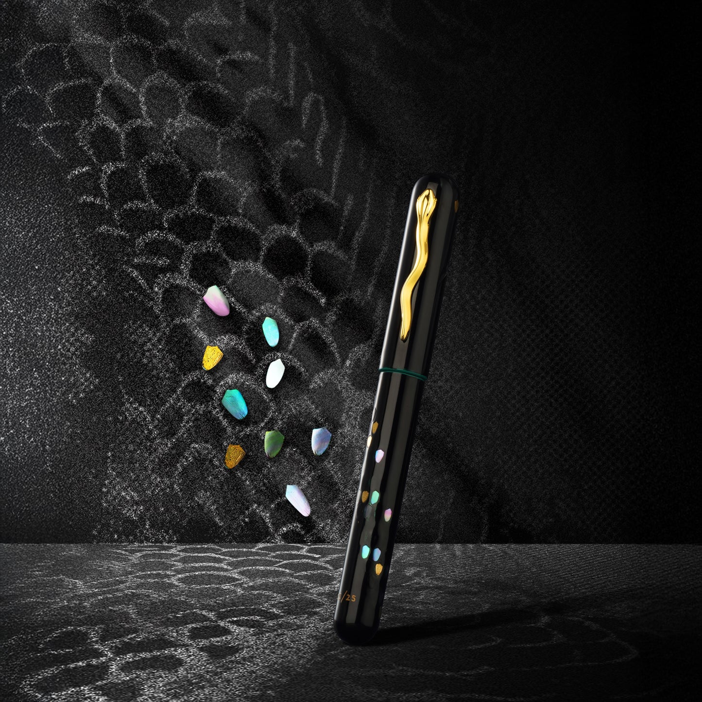 A-Black-Urushi-Fountain-Pen