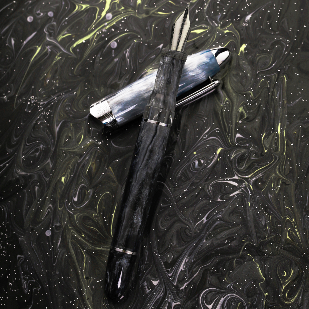 
                  
                    Nahvalur Horizon Aurora Fountain Pen
                  
                