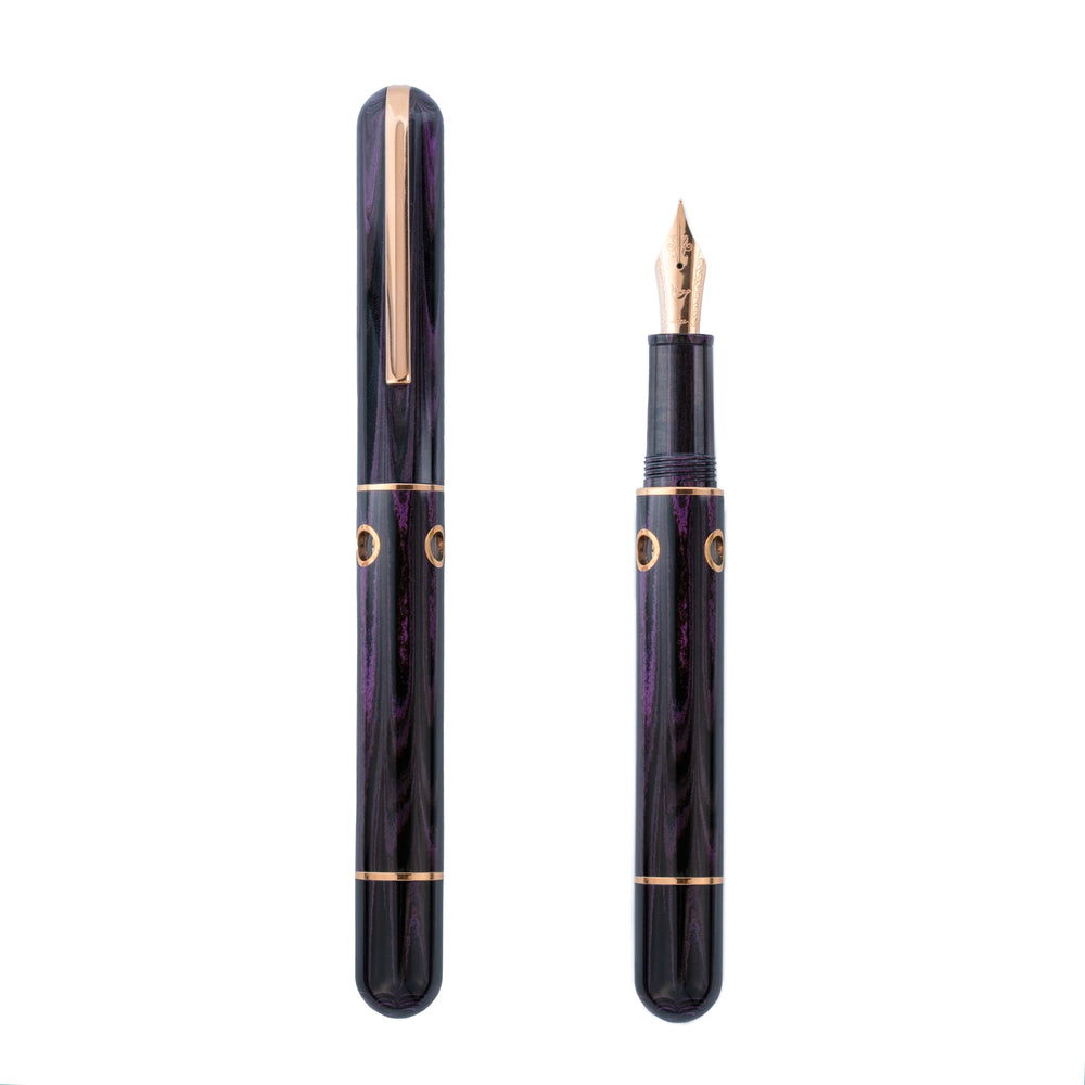 
                  
                    Nahvalur Nautilus Stylophora Berry Ebonite Fountain Pen
                  
                