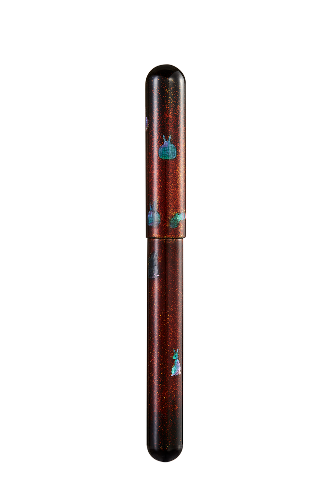 
                  
                    IKKAKU by Nahvalur 玉兔 Yu-Tu (Jade Rabbit) Urushi Pen
                  
                